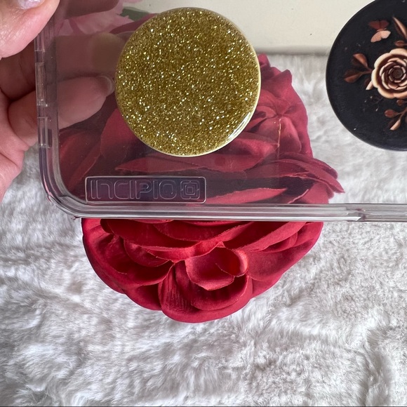 Cover for an iPhone 12 Pro Max with 2 sock pockets! - Picture 4 of 4